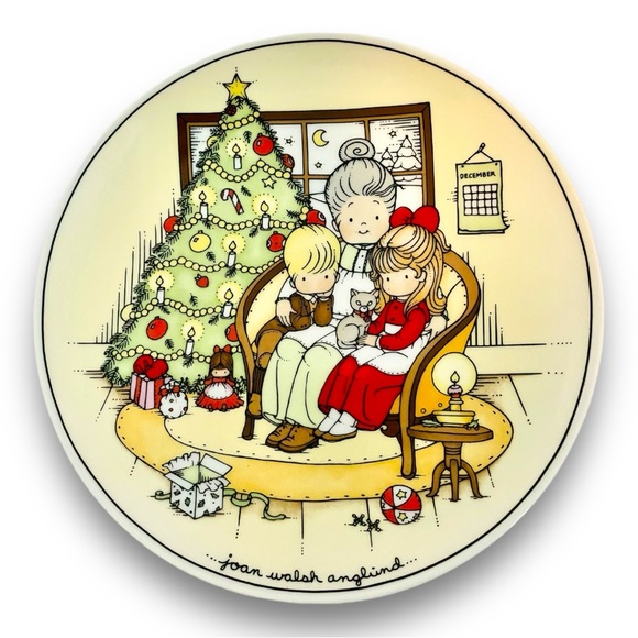Collector Plate Joan Walsh Anglund vintage Christmas plates. Christmas Decor - Picture 4 of 9
